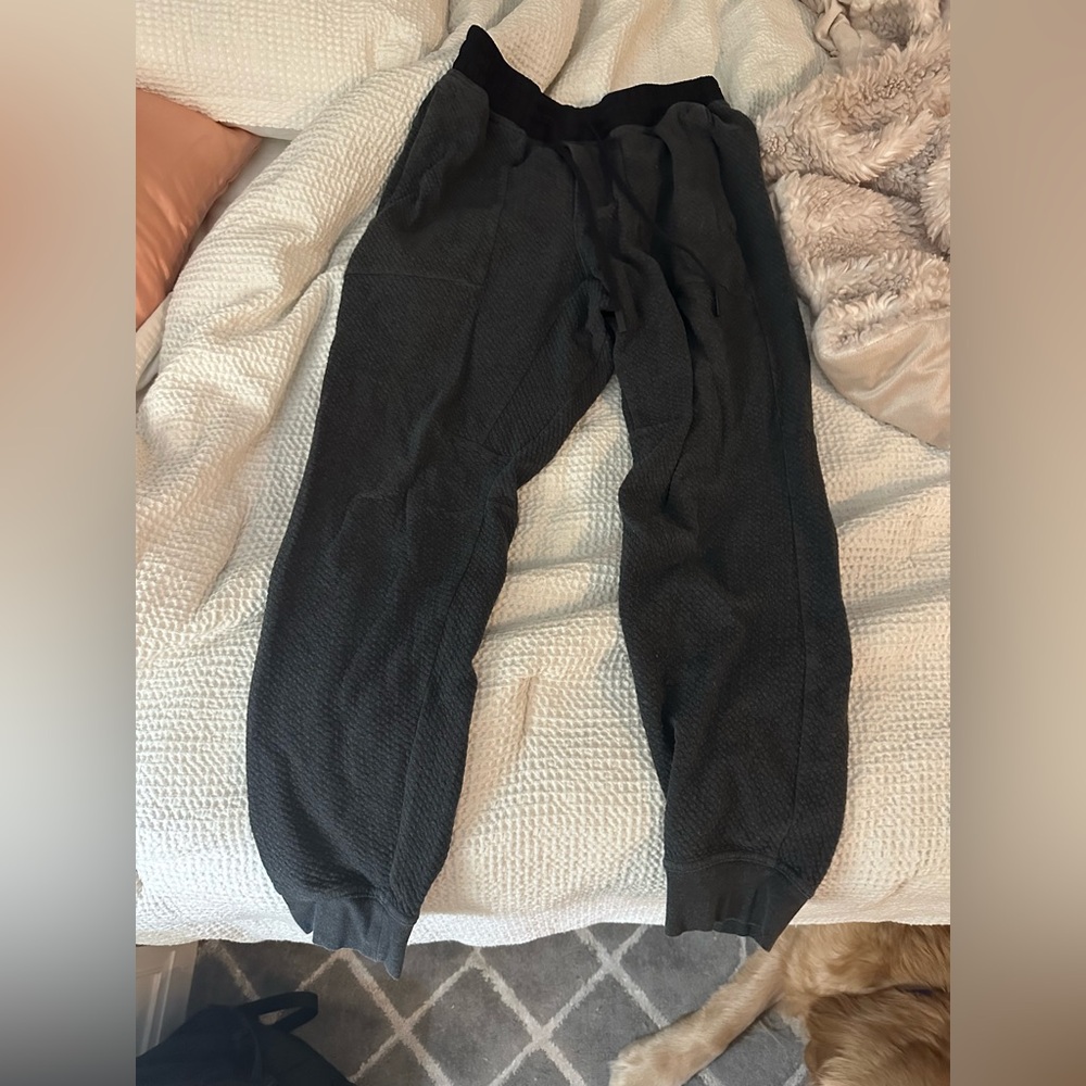 Men’s Lulu Joggers